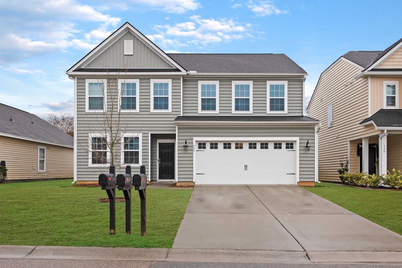 333 Bradley Bend Dr, Moncks Corner, SC 29461