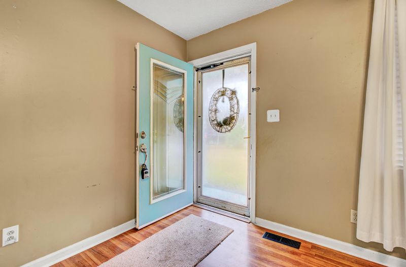 212 Newell St, Moncks Corner, SC 29461