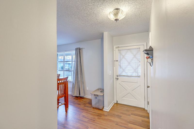 117 Chalmers Ln, Summerville, SC 29485