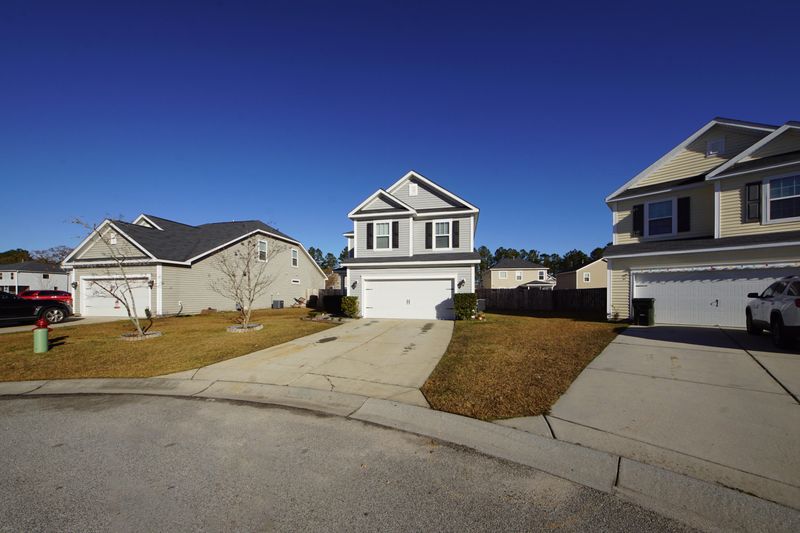 114 Orleans Ct, Moncks Corner, SC 29461