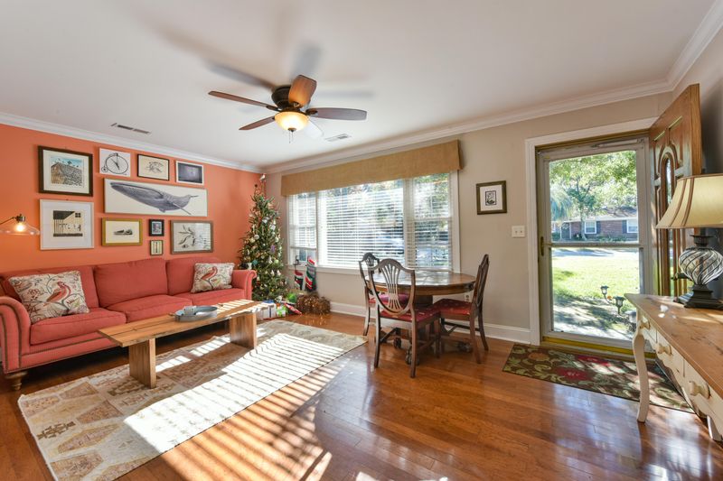 1754 Gilbert St, Charleston, SC 29412