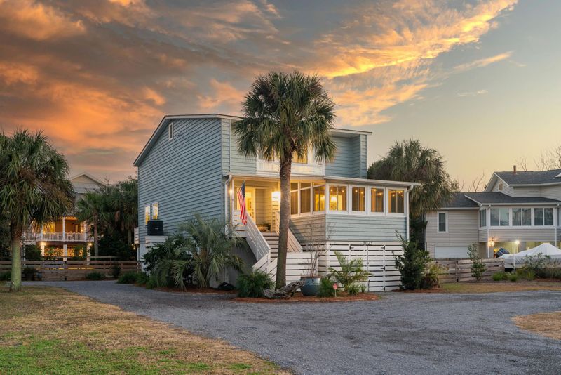 3025 Jasper Blvd, Sullivans Island, SC 29482