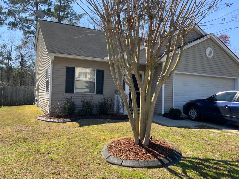 7983 Long Shadow Ln, North Charleston, SC 29406