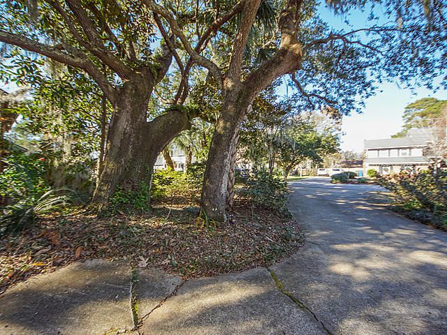 35 Lord Calvert Dr, Charleston, SC 29407