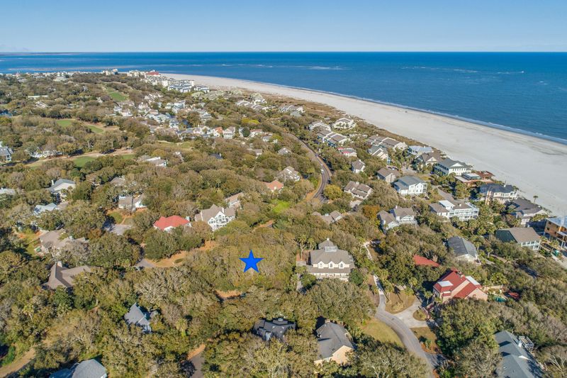 20 Beachwood West, Isle Of Palms, SC 29451