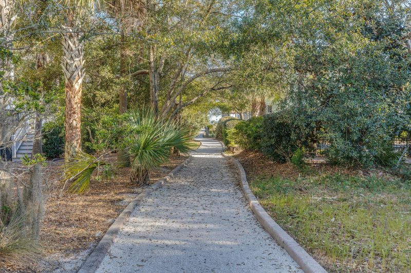 20 Beachwood West, Isle Of Palms, SC 29451