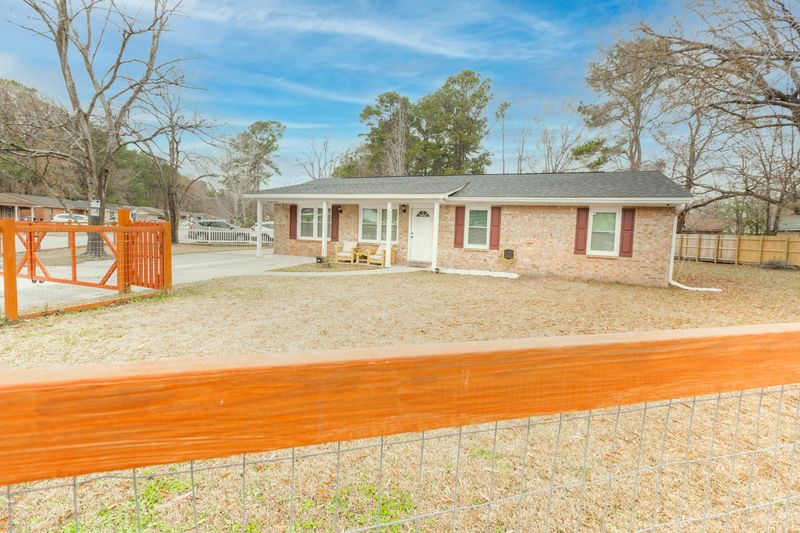 268 Dorchester Manor Blvd, North Charleston, SC 29420