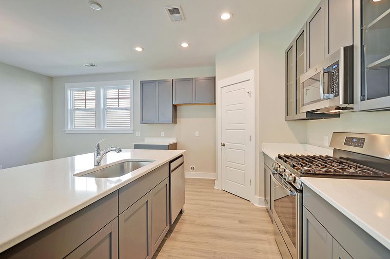 267 Whirlaway Dr, Moncks Corner, SC 29461