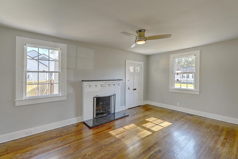 2166 St James Dr, Charleston, SC 29412