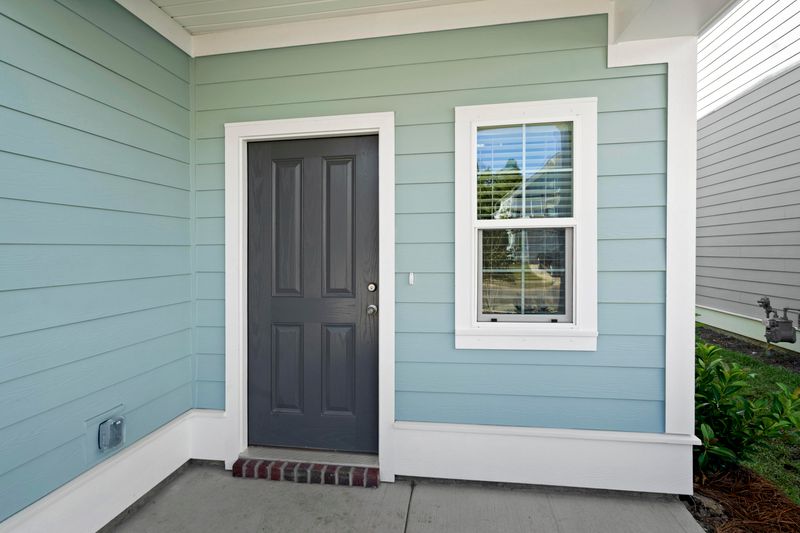 297 Red Leaf Dr, Moncks Corner, SC 29461