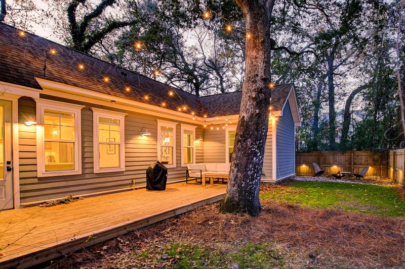 104 Live Oak Ave, Charleston, SC 29407