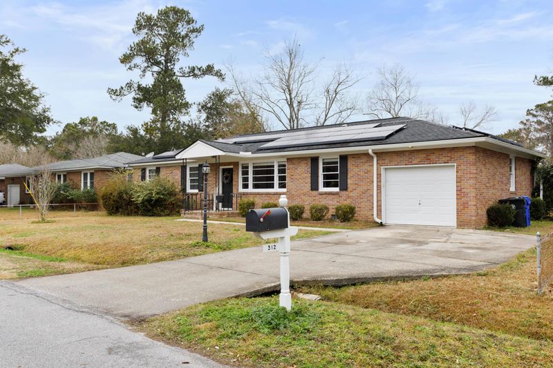 312 Swift Ave, Charleston, SC 29407