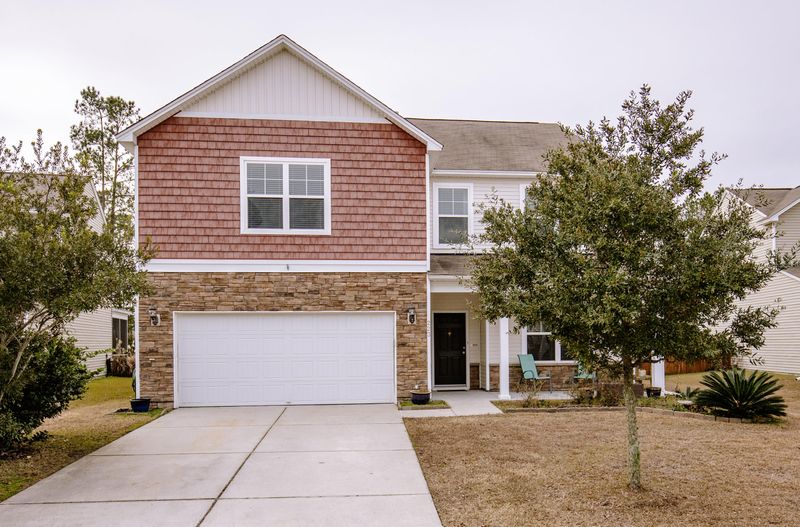 223 Decatur Dr, Summerville, SC 29483