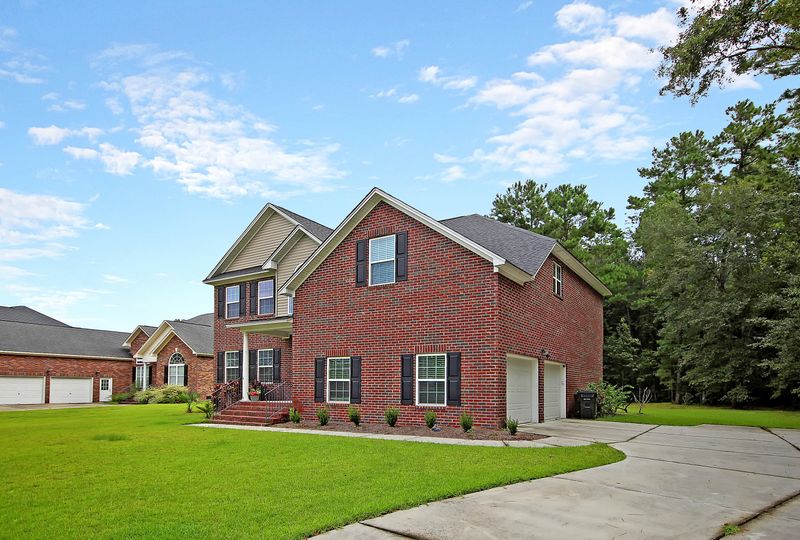 8773 Alexandria Dr, North Charleston, SC 29420
