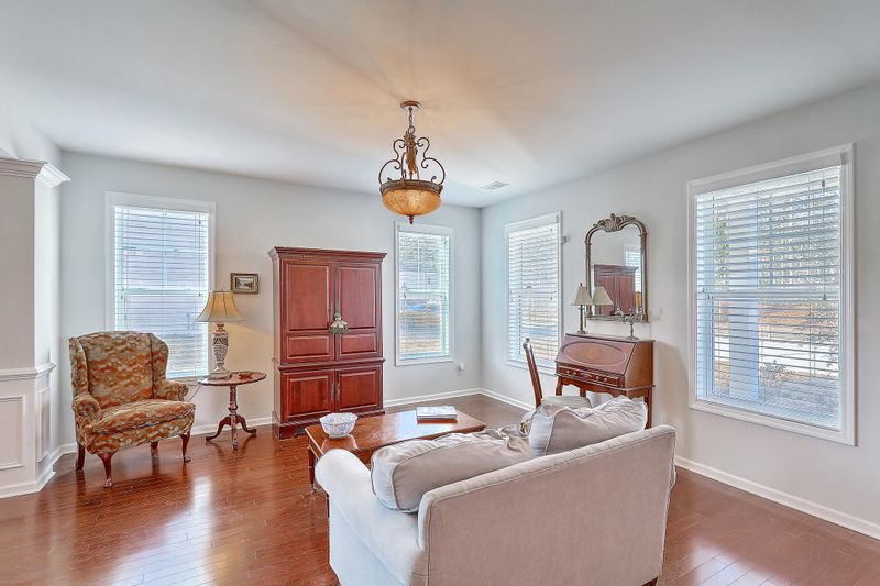 2306 Hummingbird Ln, Summerville, SC 29483