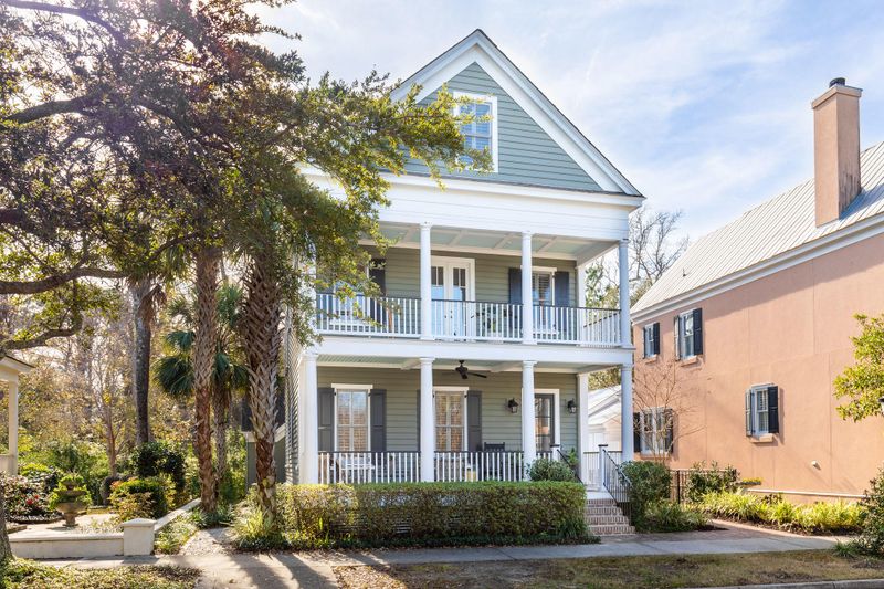 50 Sowell St, Mount Pleasant, SC 29464