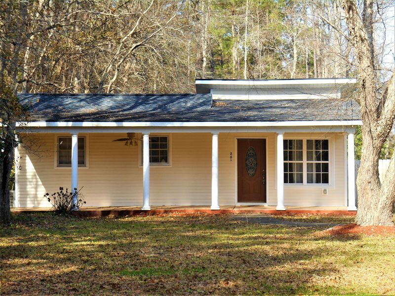 261 Grape Arbor Dr, Summerville, SC 29486