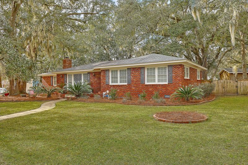 1410 Cecilia Dr, Charleston, SC 29407