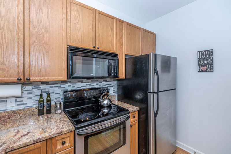 1605 Whitby Ln, Charleston, SC 29414