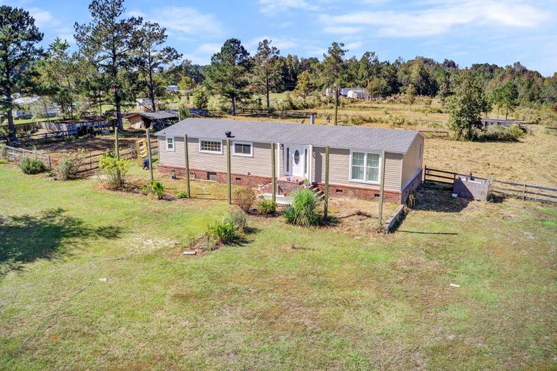 924 Short Cut Rd, Dorchester, SC 29437