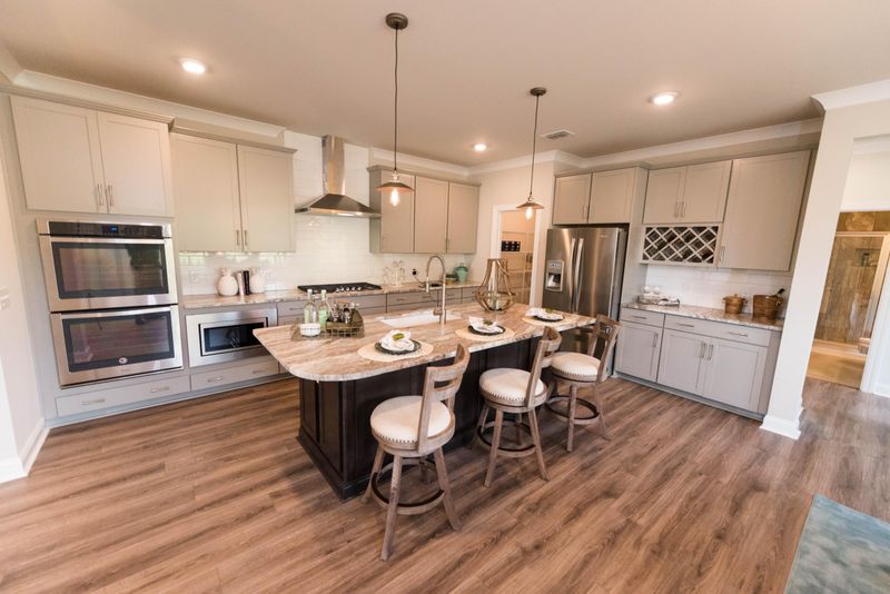 279 Rowans Creek Dr, Charleston, SC 29492