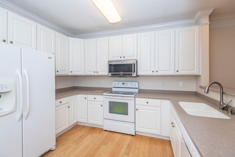 1025 Riverland Woods Pl #523, Charleston, SC 29412