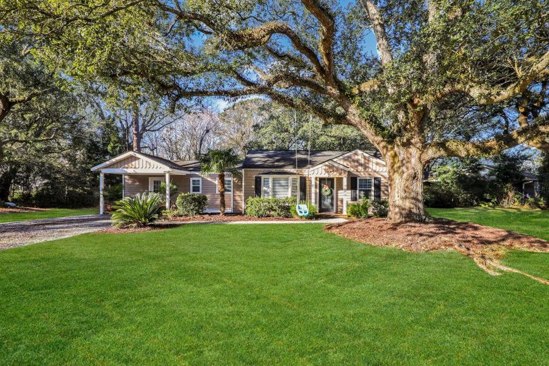 27 Anita Dr, Charleston, SC 29407