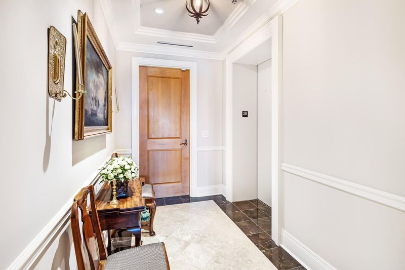 2 Laurens St #2-B, Charleston, SC 29401