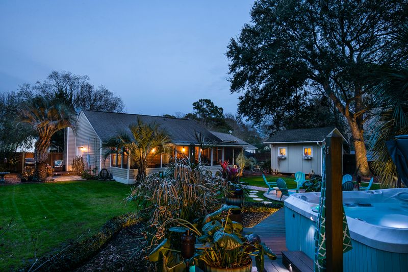 1145 Bellwood Rd, Charleston, SC 29412