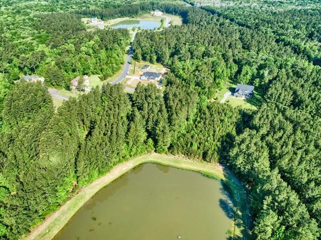 1144 Plantation Overlook Dr, Moncks Corner, SC 29461