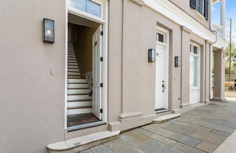21 Jasper St #202, Charleston, SC 29403