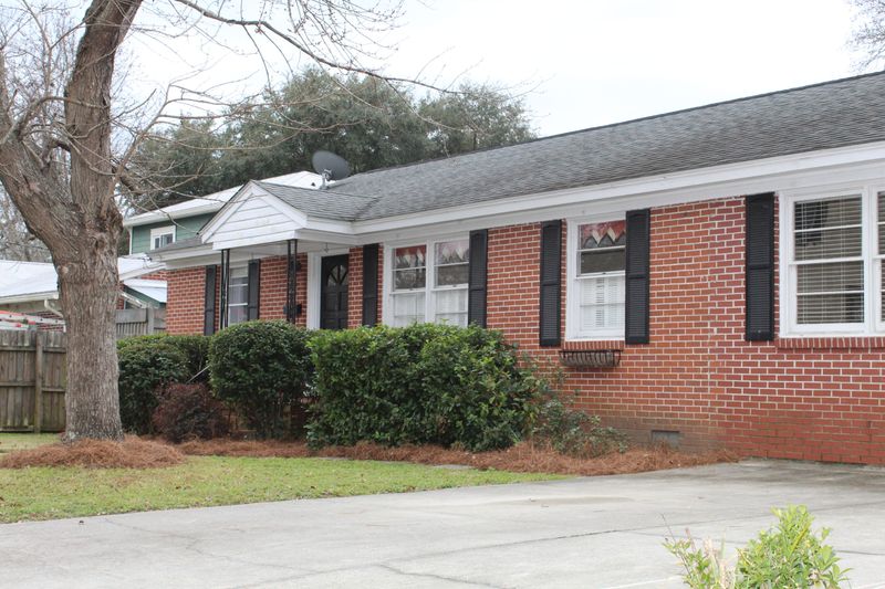 1469 Barbara St, Mount Pleasant, SC 29464