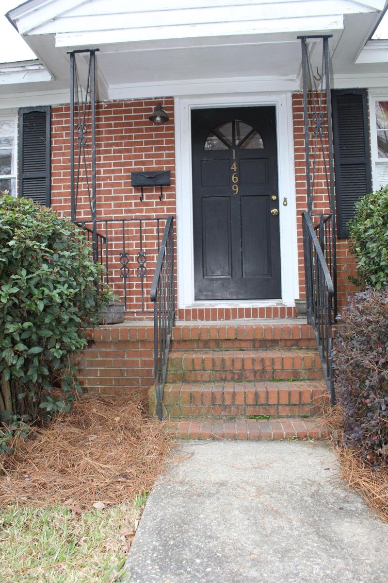 1469 Barbara St, Mount Pleasant, SC 29464