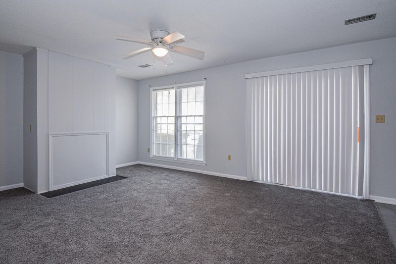 5582 Betty Ct, North Charleston, SC 29418