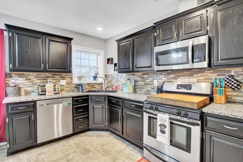 104 Landau Rd, Summerville, SC 29485