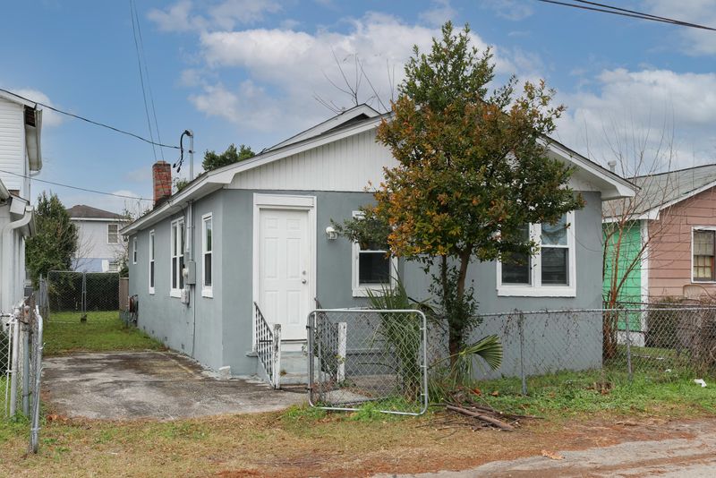 1843 Doscher Ave, Charleston, SC 29405