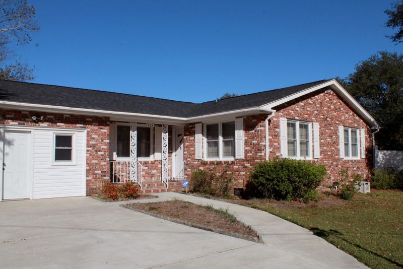 203 Morrison Dr, Goose Creek, SC 29445