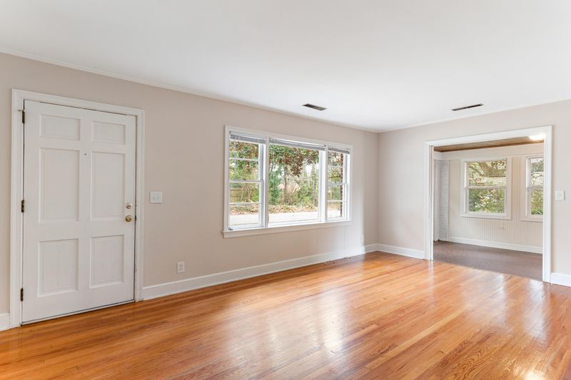 437 Cheves Dr, Charleston, SC 29412