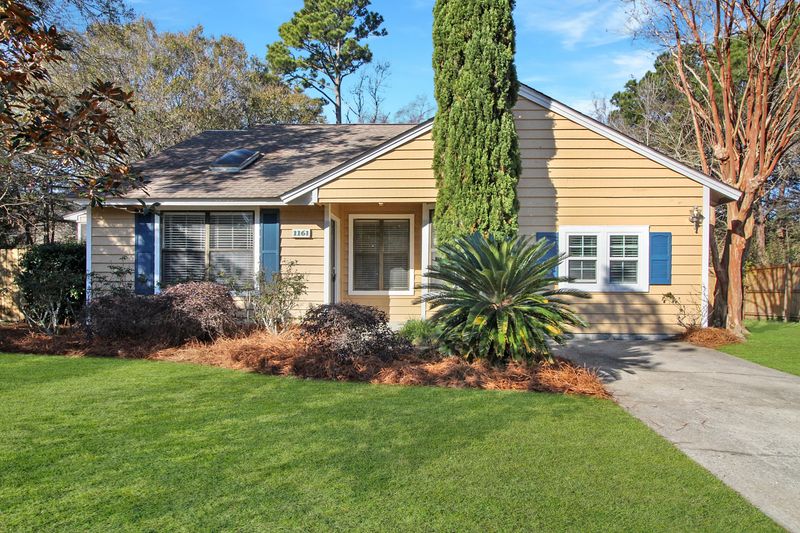 1161 Rivercrest Dr, Charleston, SC 29412