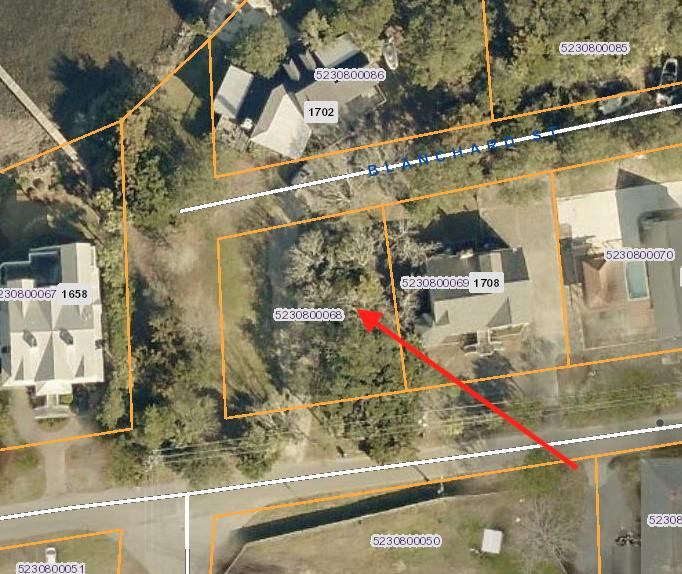 1710 Thompson Ave, Sullivans Island, SC 29482