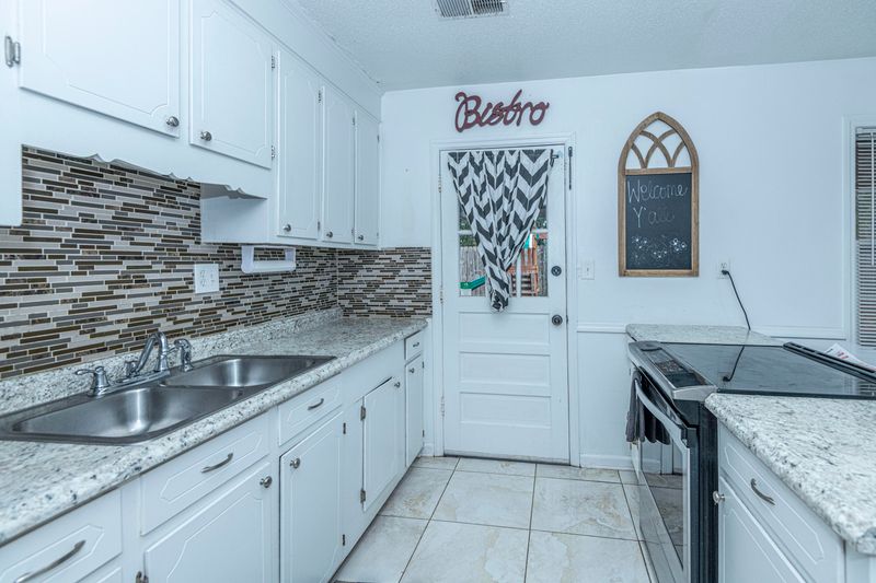 114 Hope Dr, Summerville, SC 29485