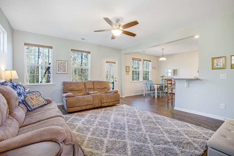 162 Guinness Ln, Moncks Corner, SC 29461