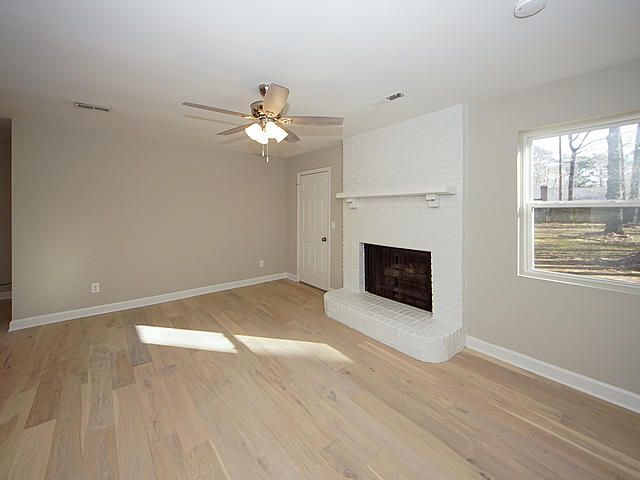 104 Teddy Ct, Summerville, SC 29485