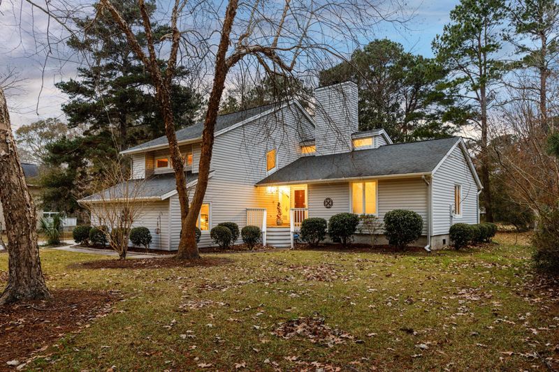 6 Mcdougal Dr, Charleston, SC 29414