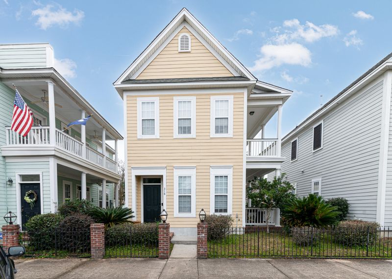 318 White Gables Dr, Summerville, SC 29483