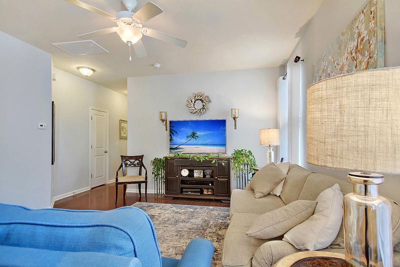 1290 Fenwick Plantation Rd, Johns Island, SC 29455
