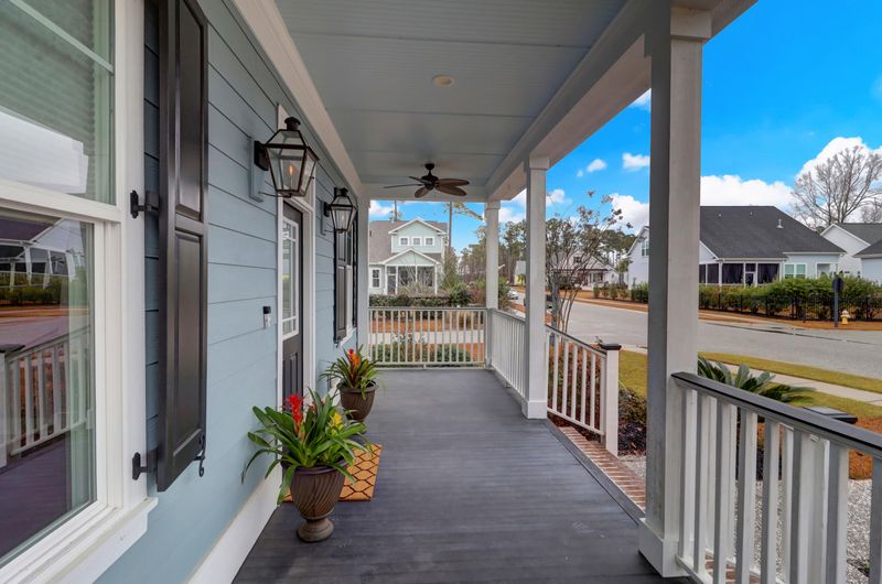 4102 Home Town Ln, Ravenel, SC 29470