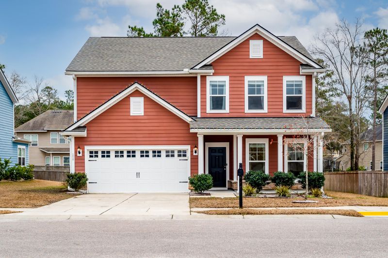 208 Devonshire Dr, Moncks Corner, SC 29461
