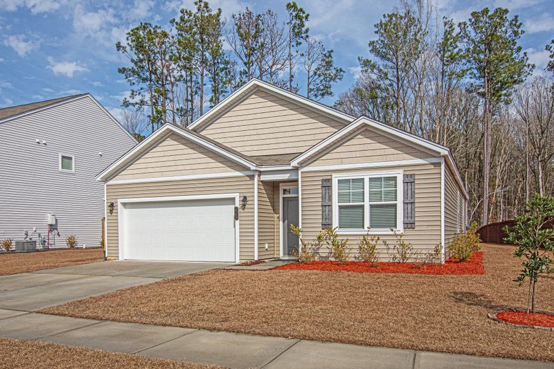 208 Goshen Rd, Moncks Corner, SC 29461