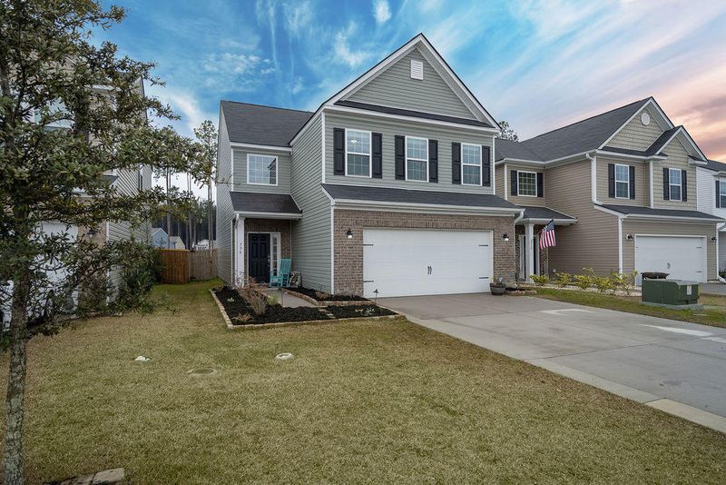 736 Redbud Ln, Summerville, SC 29486